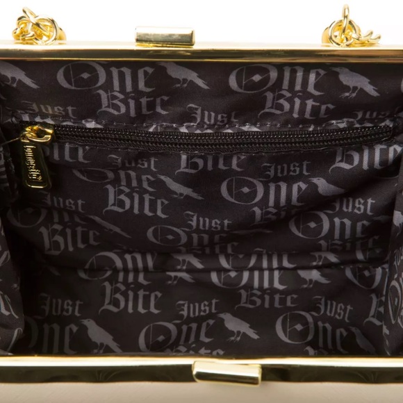 Poisoned Apple Crossbody – Snow White Purse & Coin Wallet - Picture 16 of 16